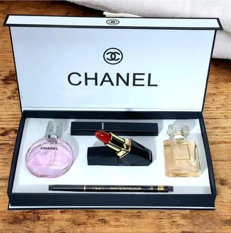 CHANEL Mascara, Lipstick & Fragrance Set